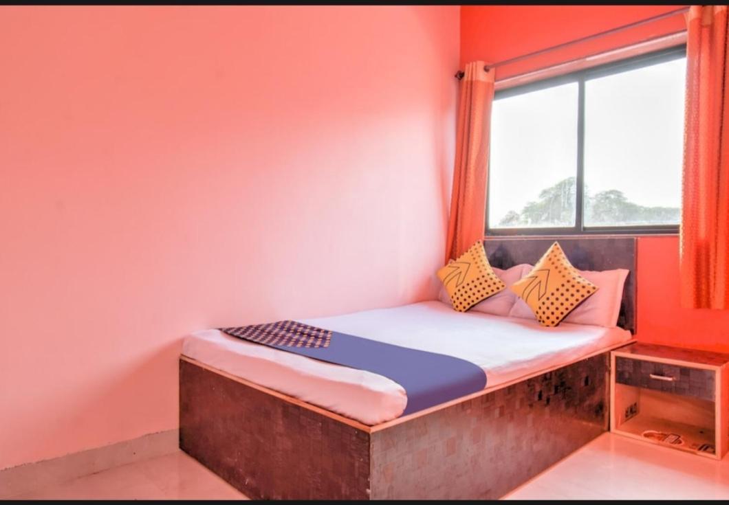 Hotel Nisarg Lodging And Restaurant アウランガーバード エクステリア 写真